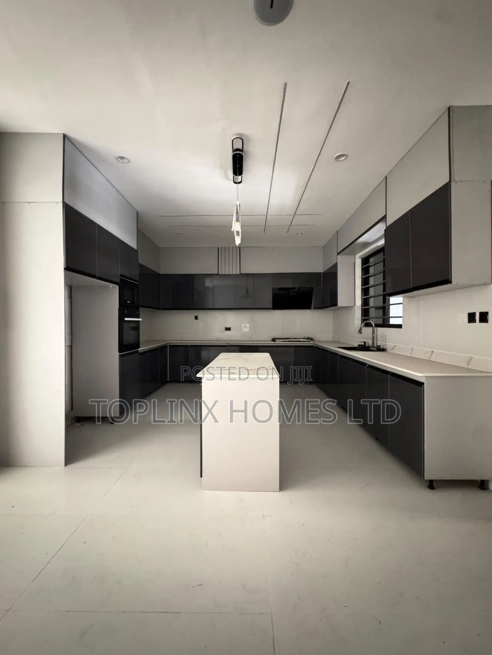 4bdrm Duplex in Lekki County, Ikota for sale