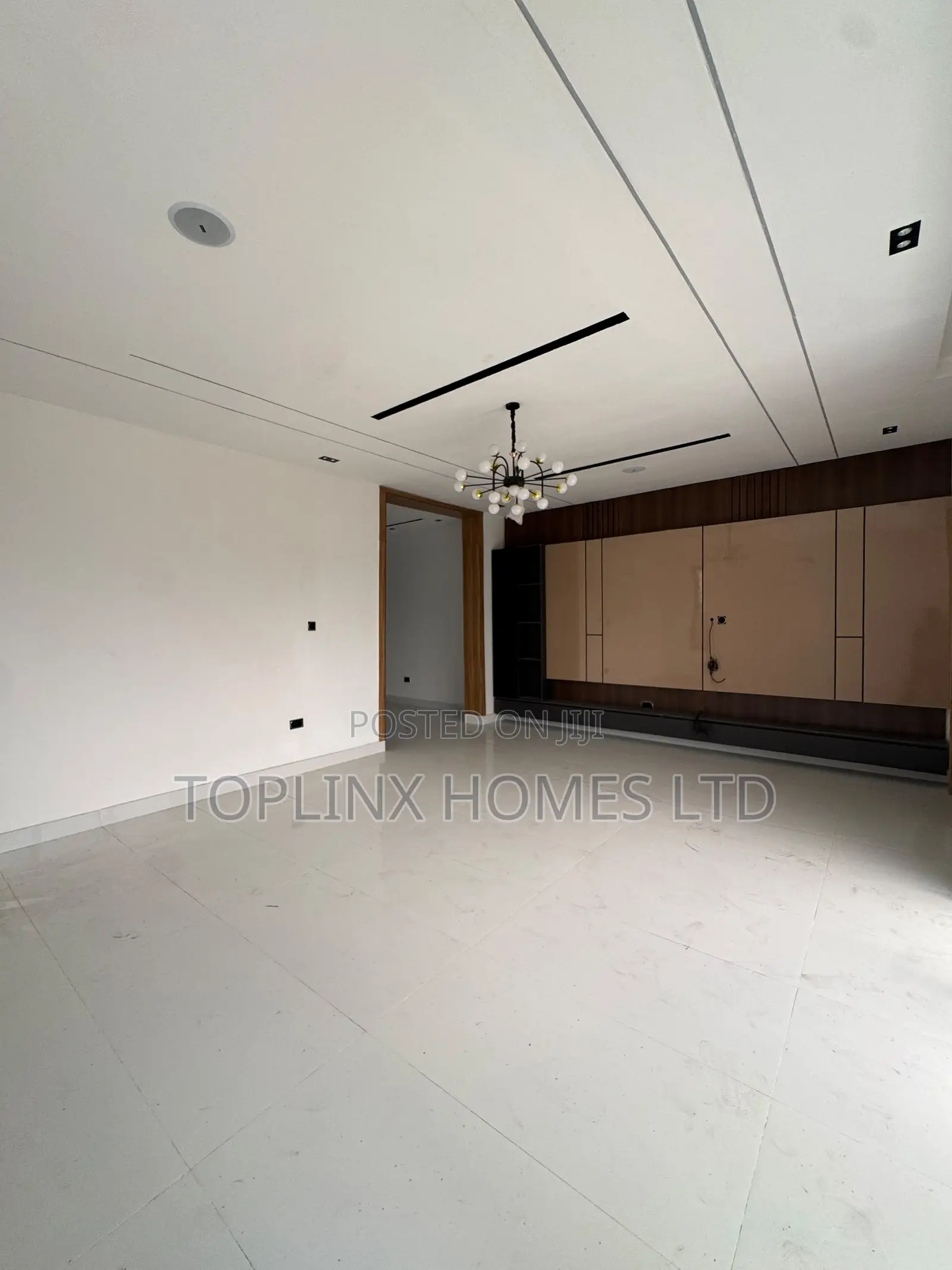 4bdrm Duplex in Lekki County, Ikota for sale