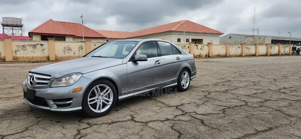 Mercedes-Benz C350 2013 Gray