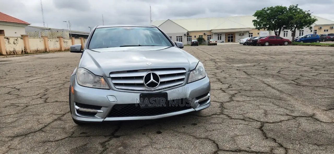 Mercedes-Benz C350 2013 Gray