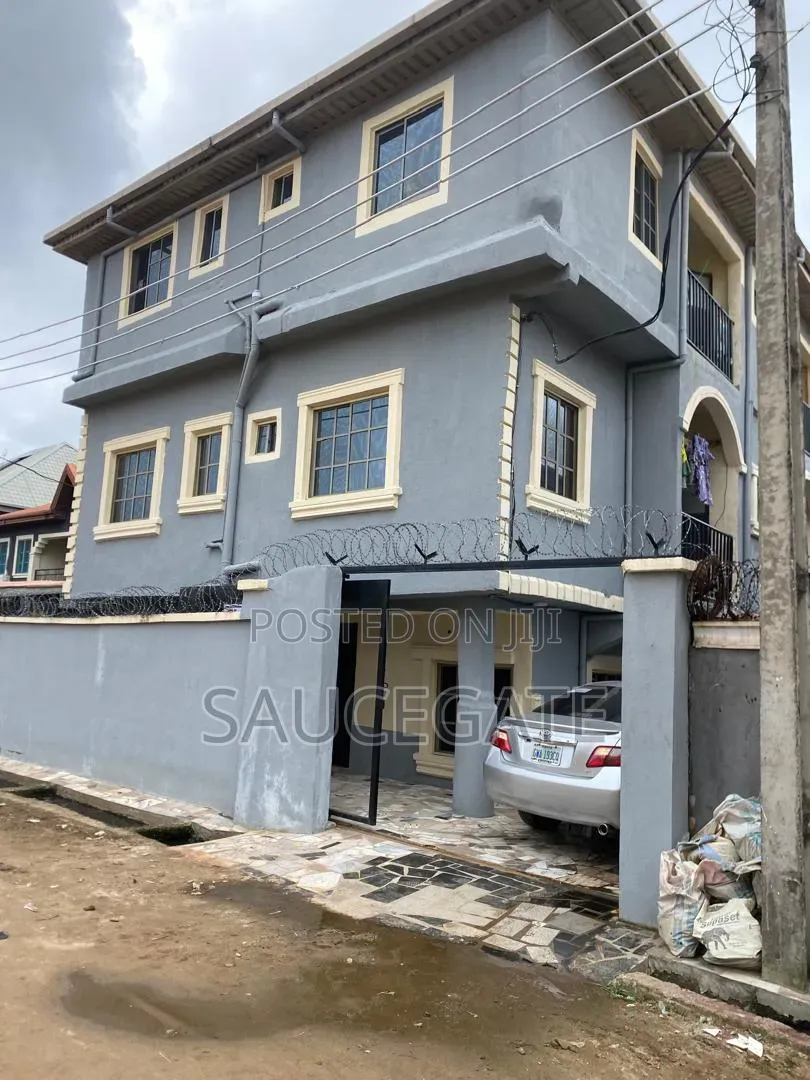 2bdrm Block of Flats in Liver Pool Estate, Satellite Town for sale