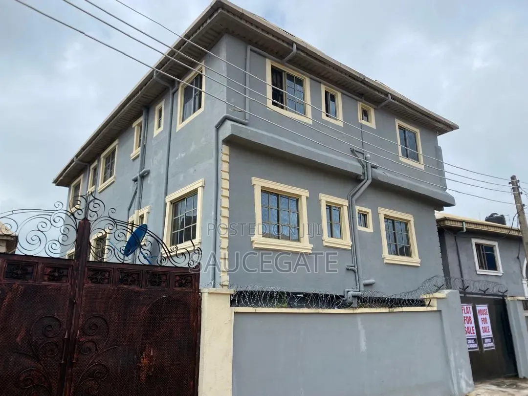 2bdrm Block of Flats in Liver Pool Estate, Satellite Town for sale