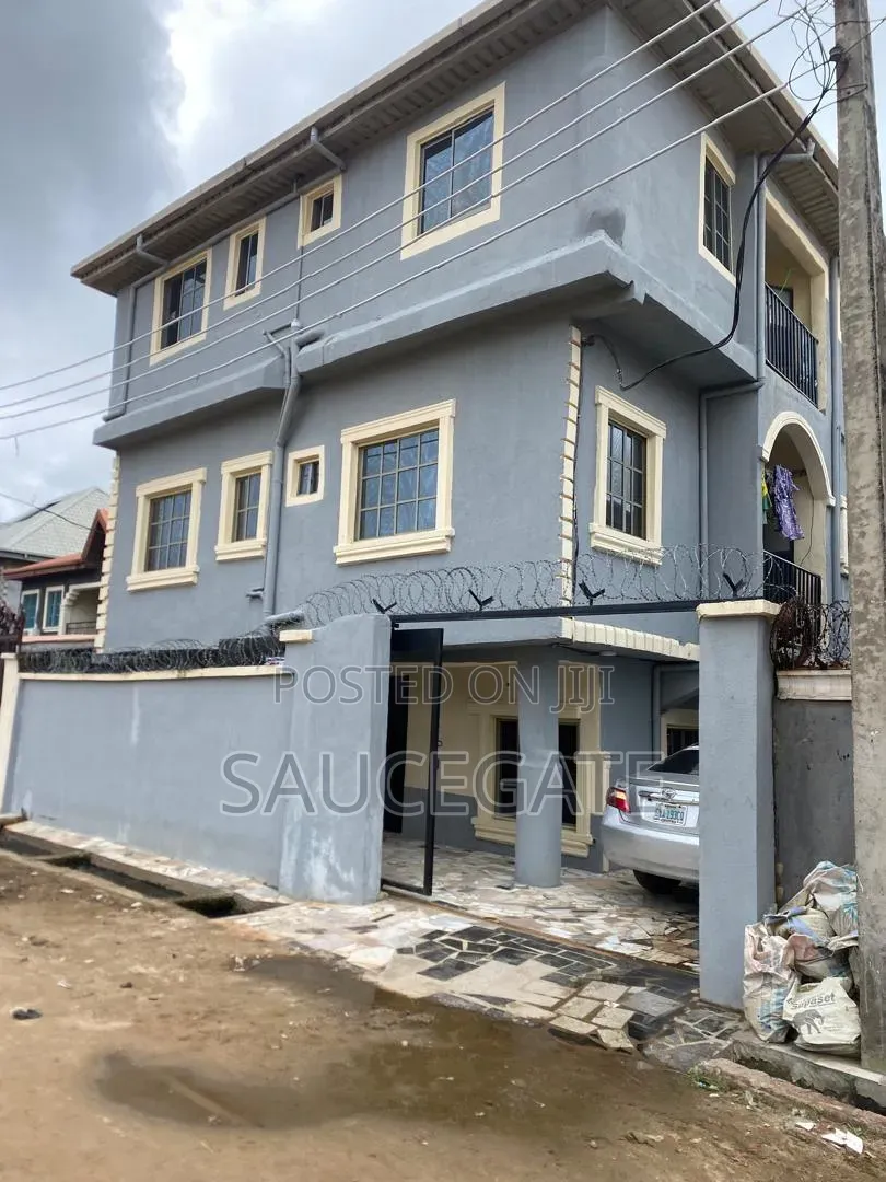 2bdrm Block of Flats in Liver Pool Estate, Satellite Town for sale