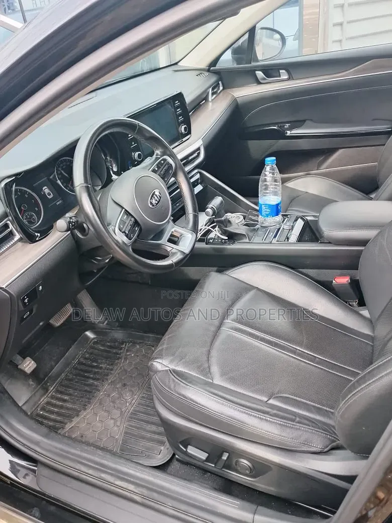 New Kia K5 2025