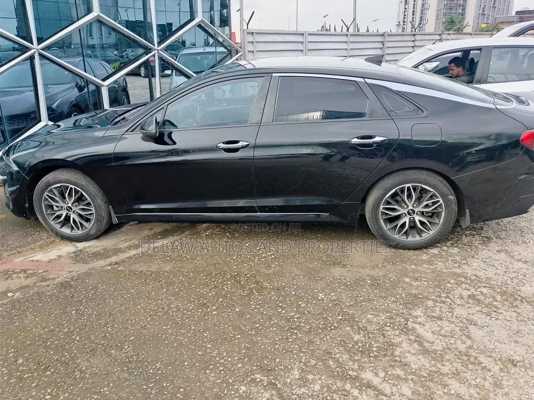 New Kia K5 2025