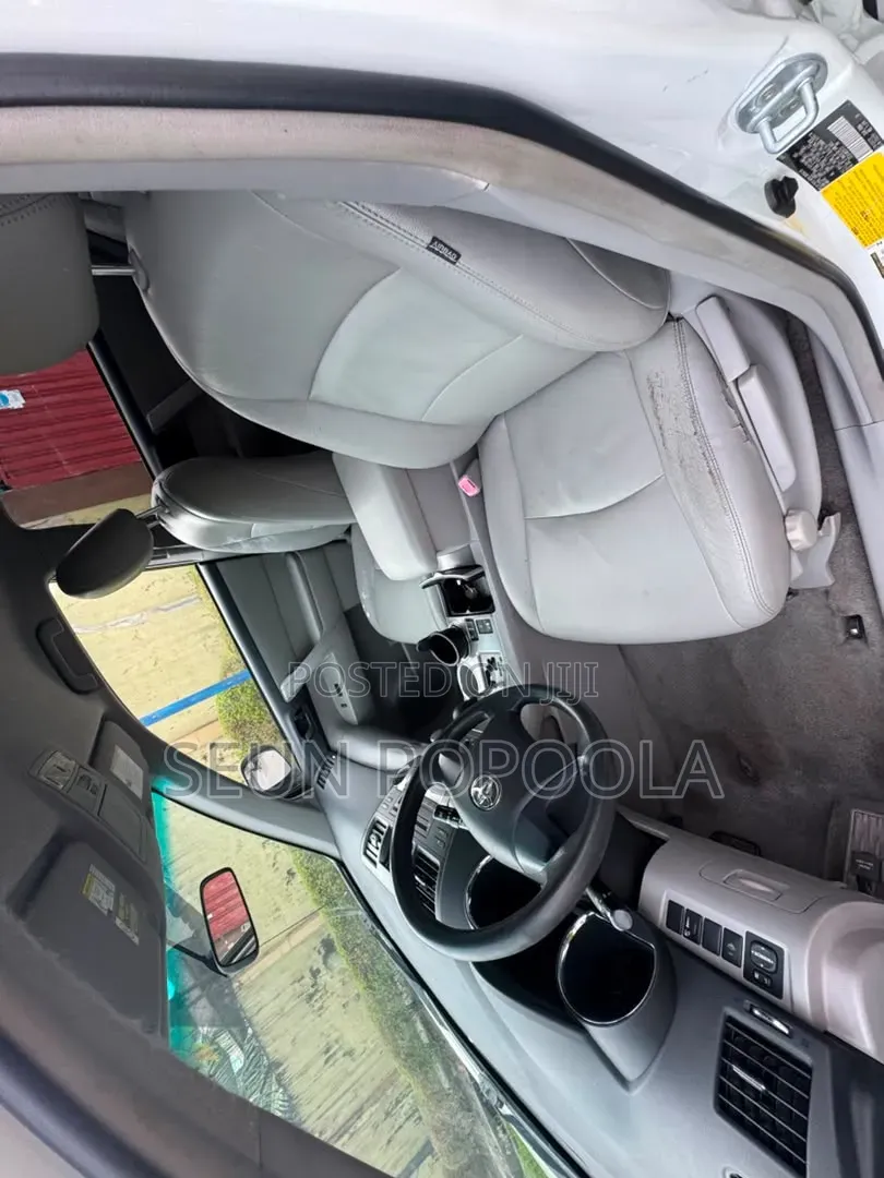 Toyota Highlander 2008 White