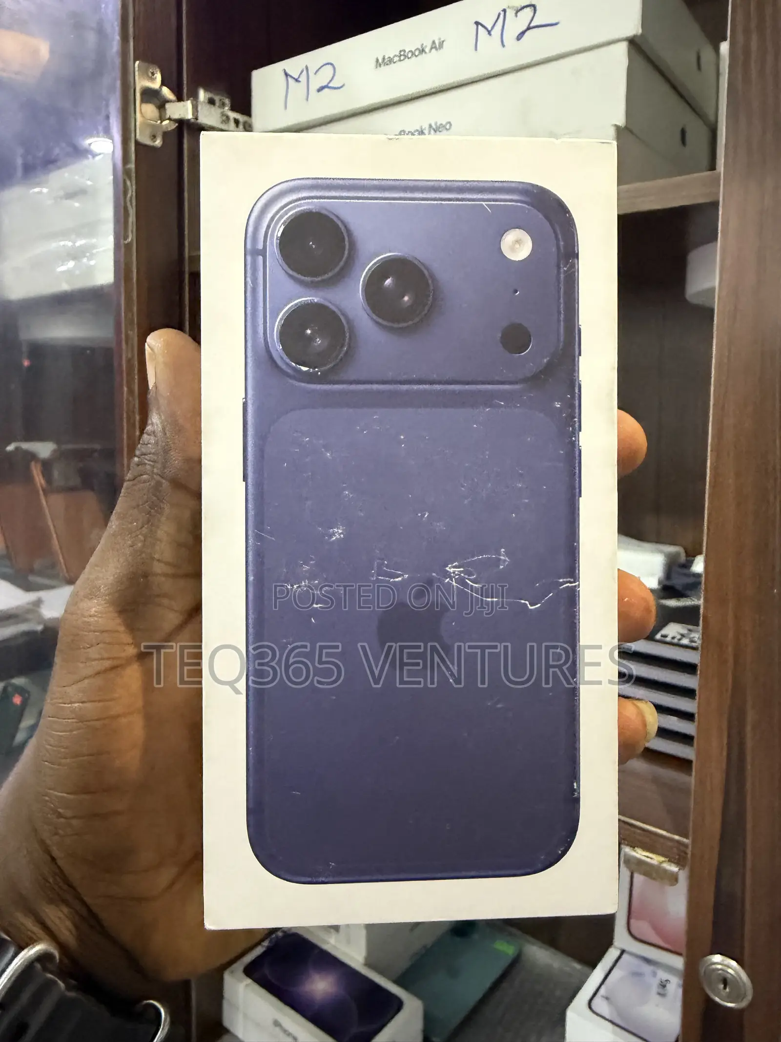 New Apple iPhone 17 Pro Max 256 GB Blue
