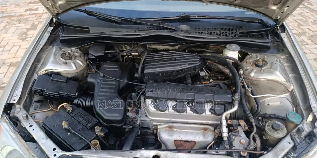 Honda Civic 2004 Gold