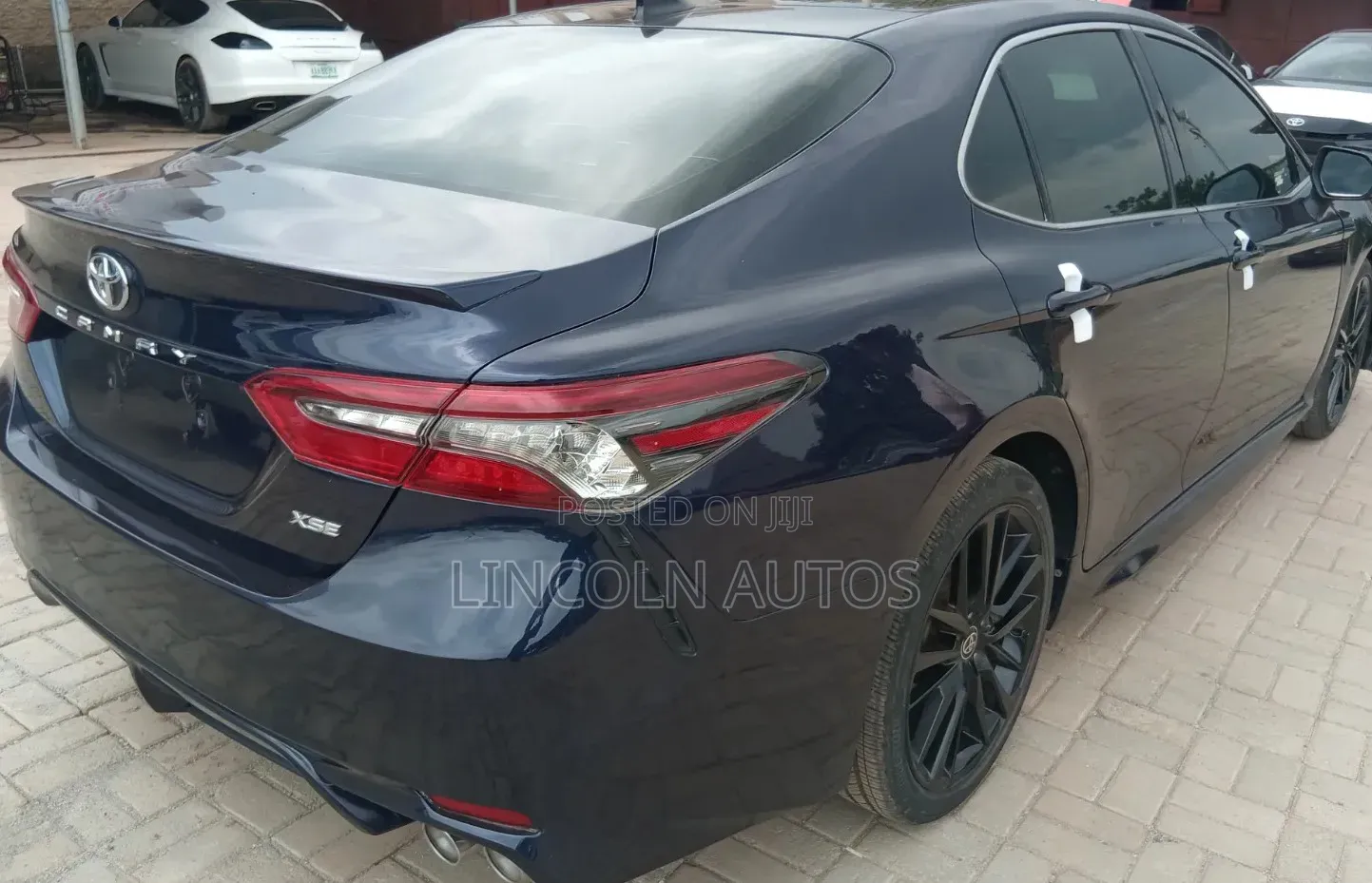 Toyota Camry XSE V6 2022 Blue