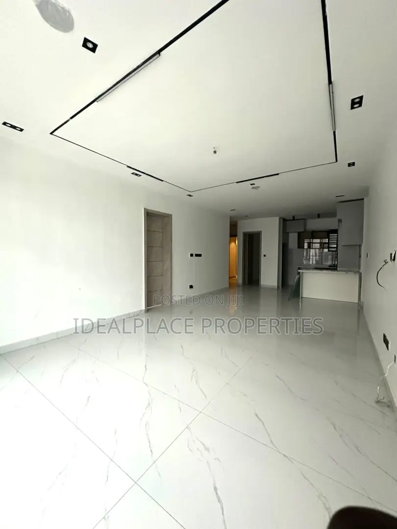 2bdrm Apartment in Lekki Phase 1 for sale