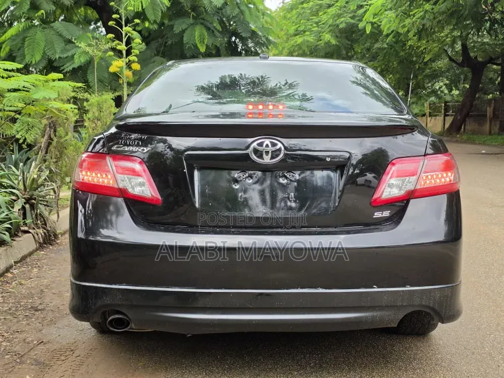 Toyota Camry 2010 Black