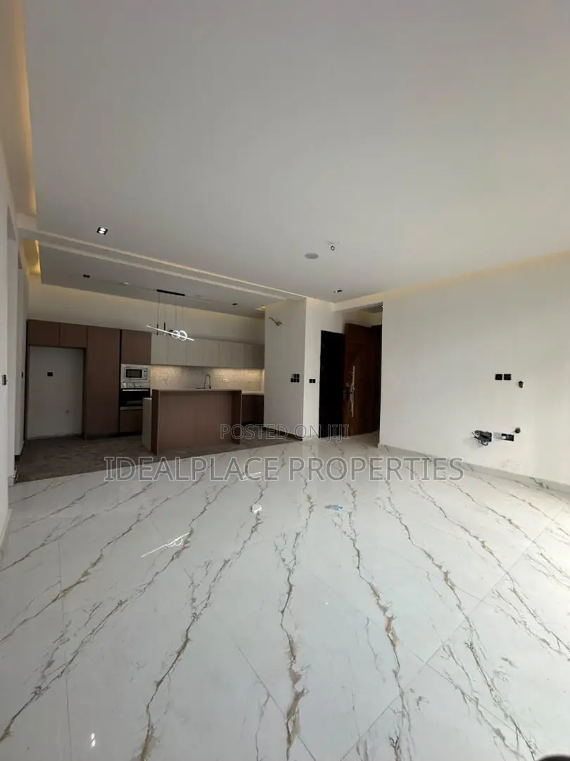 2bdrm Apartment in Lekki Phase 1 for sale