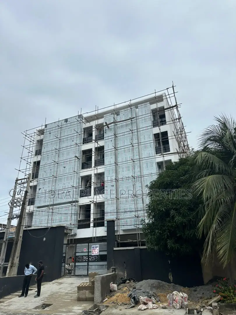 2bdrm Apartment in Lekki Phase 1 for sale