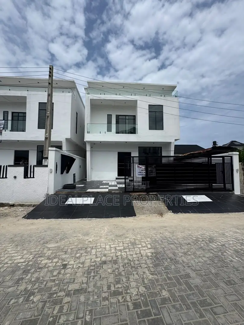 4bdrm Duplex in Sangotedo for sale