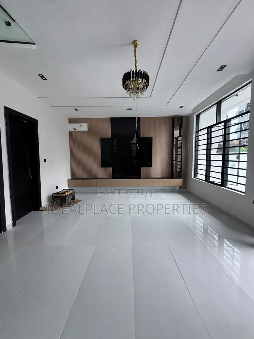 4bdrm Duplex in Sangotedo for sale