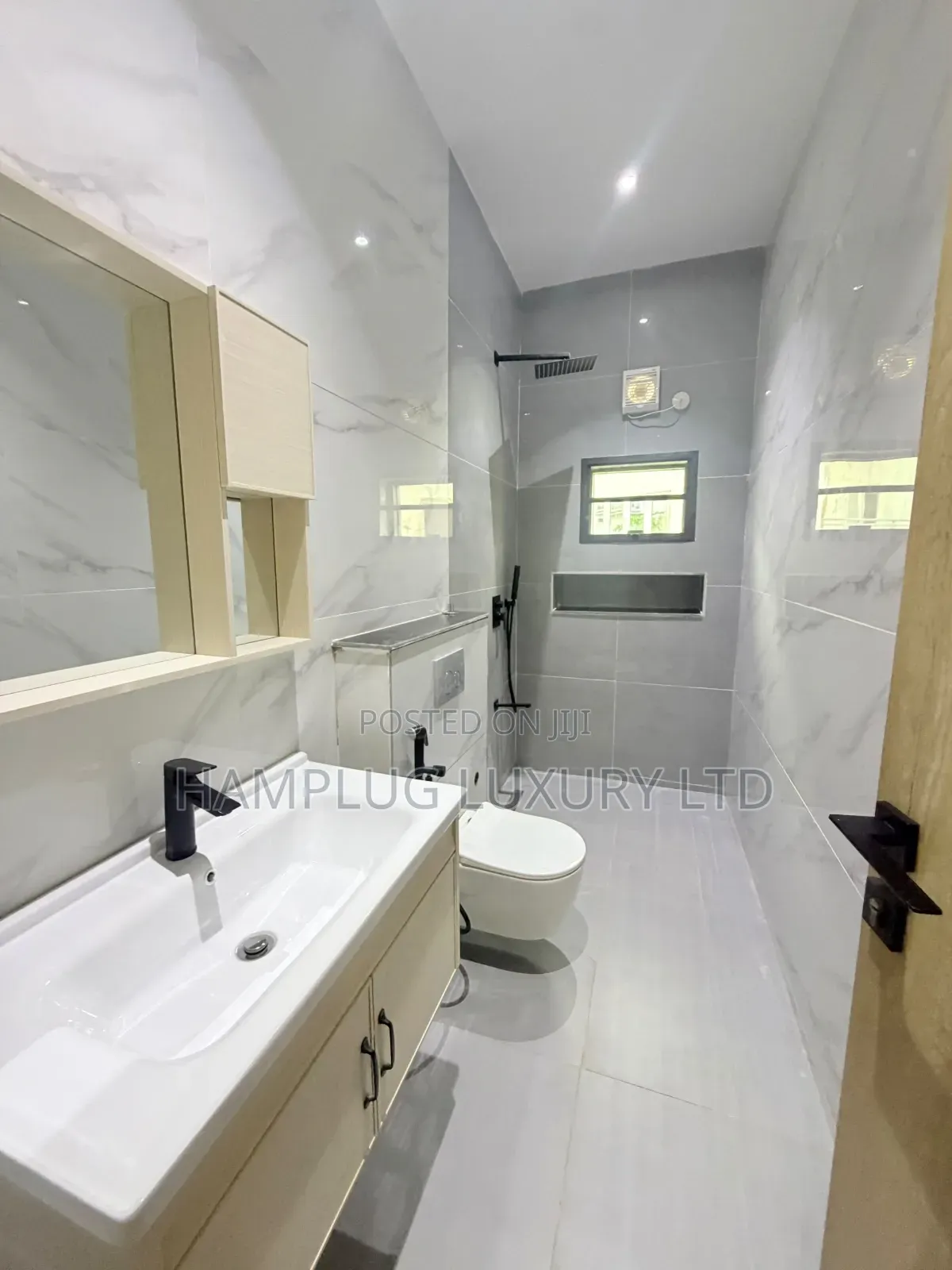 4bdrm Duplex in Guzape for sale