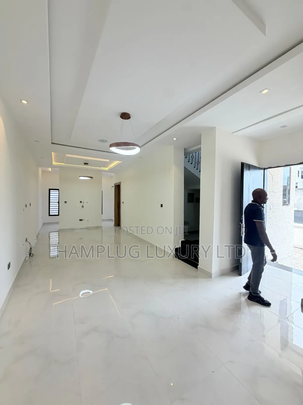 4bdrm Duplex in Guzape for sale