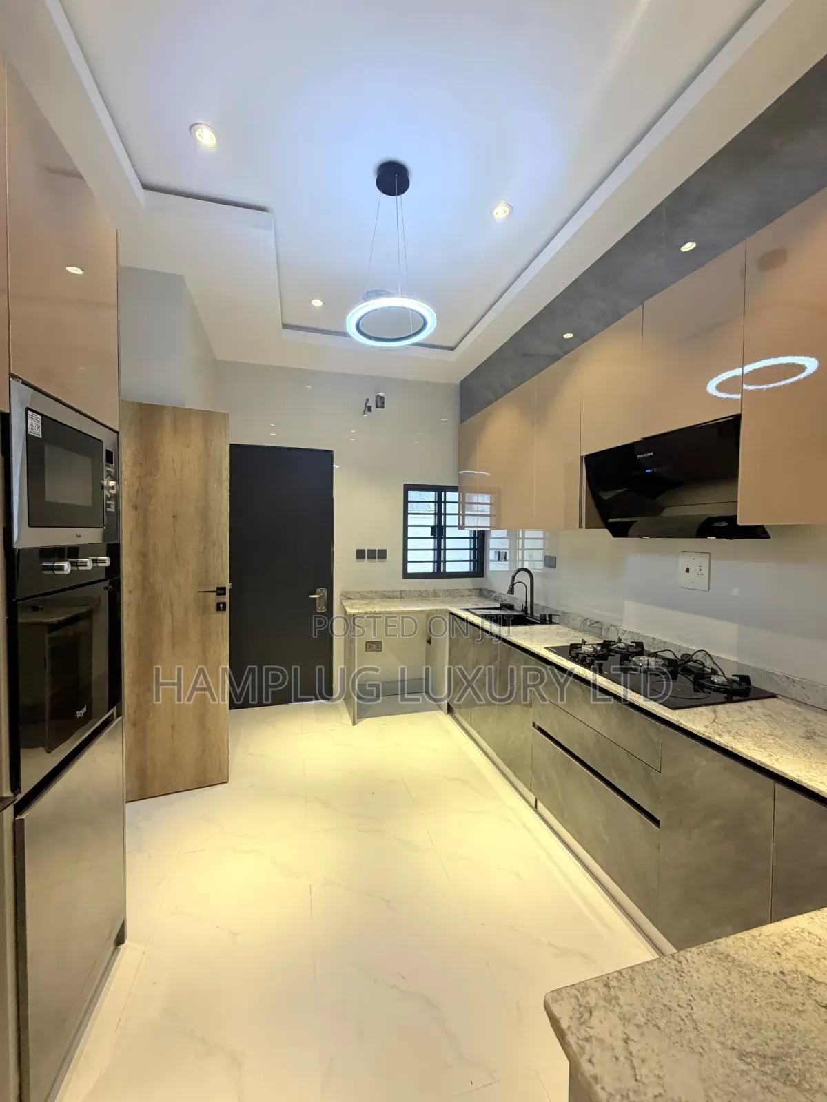 4bdrm Duplex in Guzape for sale