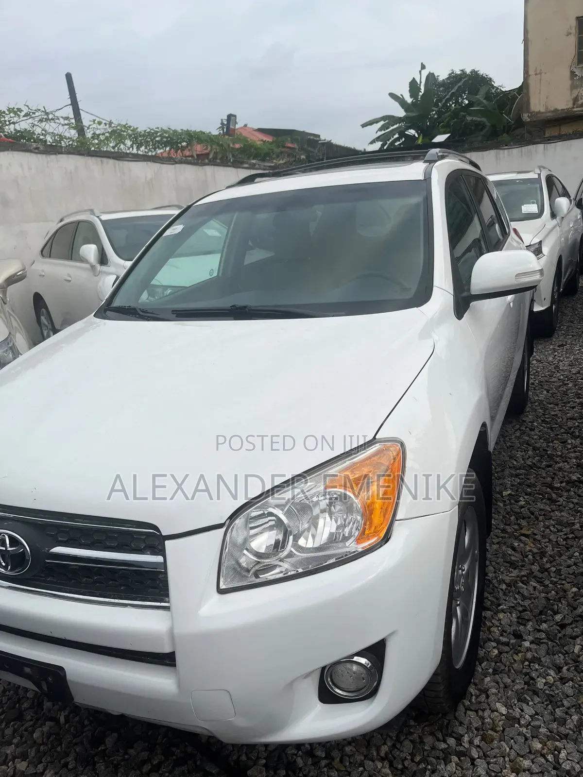 Toyota RAV4 2011 White
