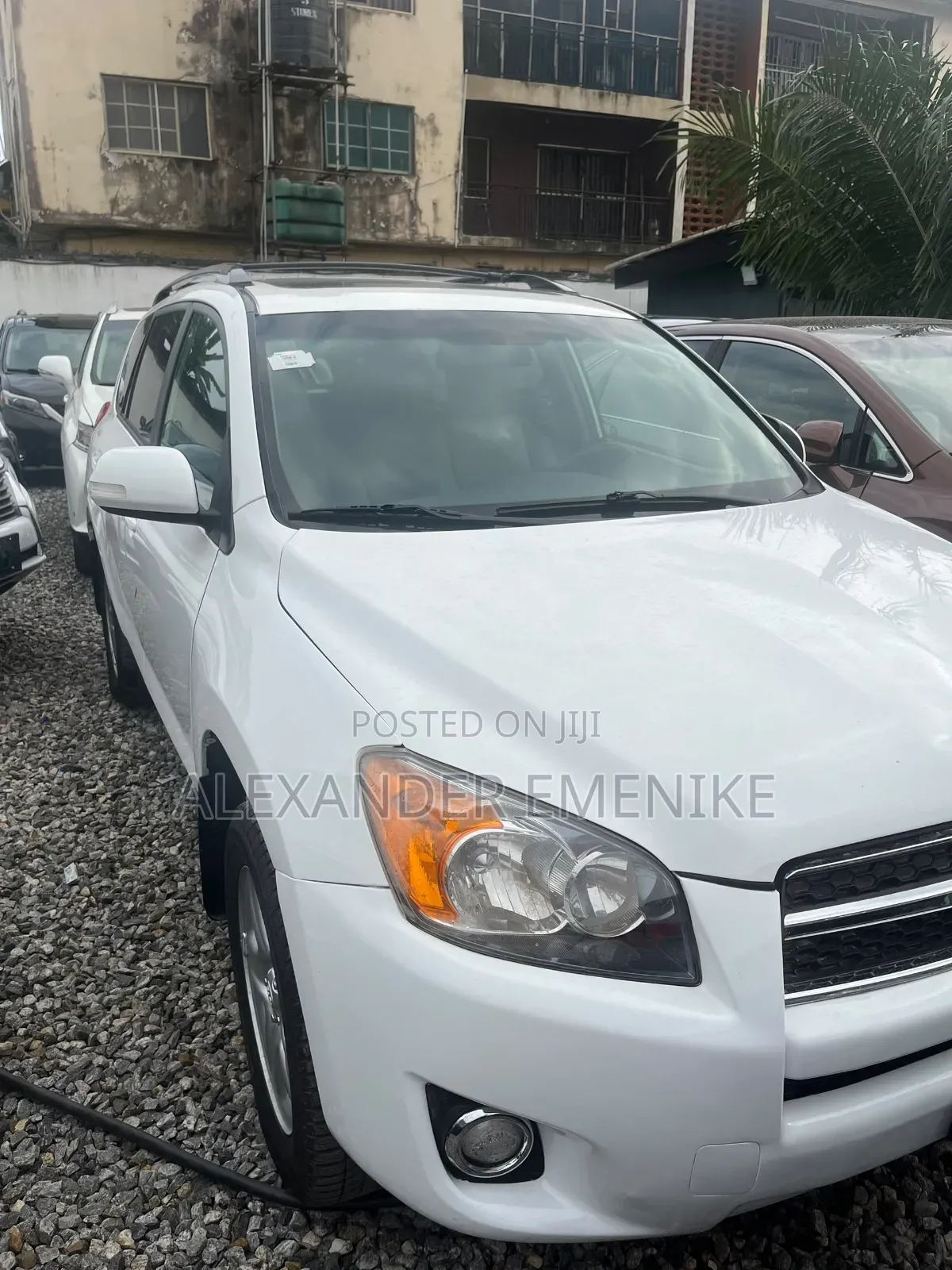 Toyota RAV4 2011 White
