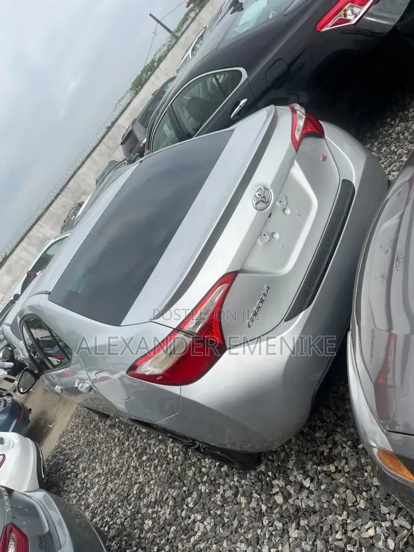 Toyota Corolla 2014 Silver