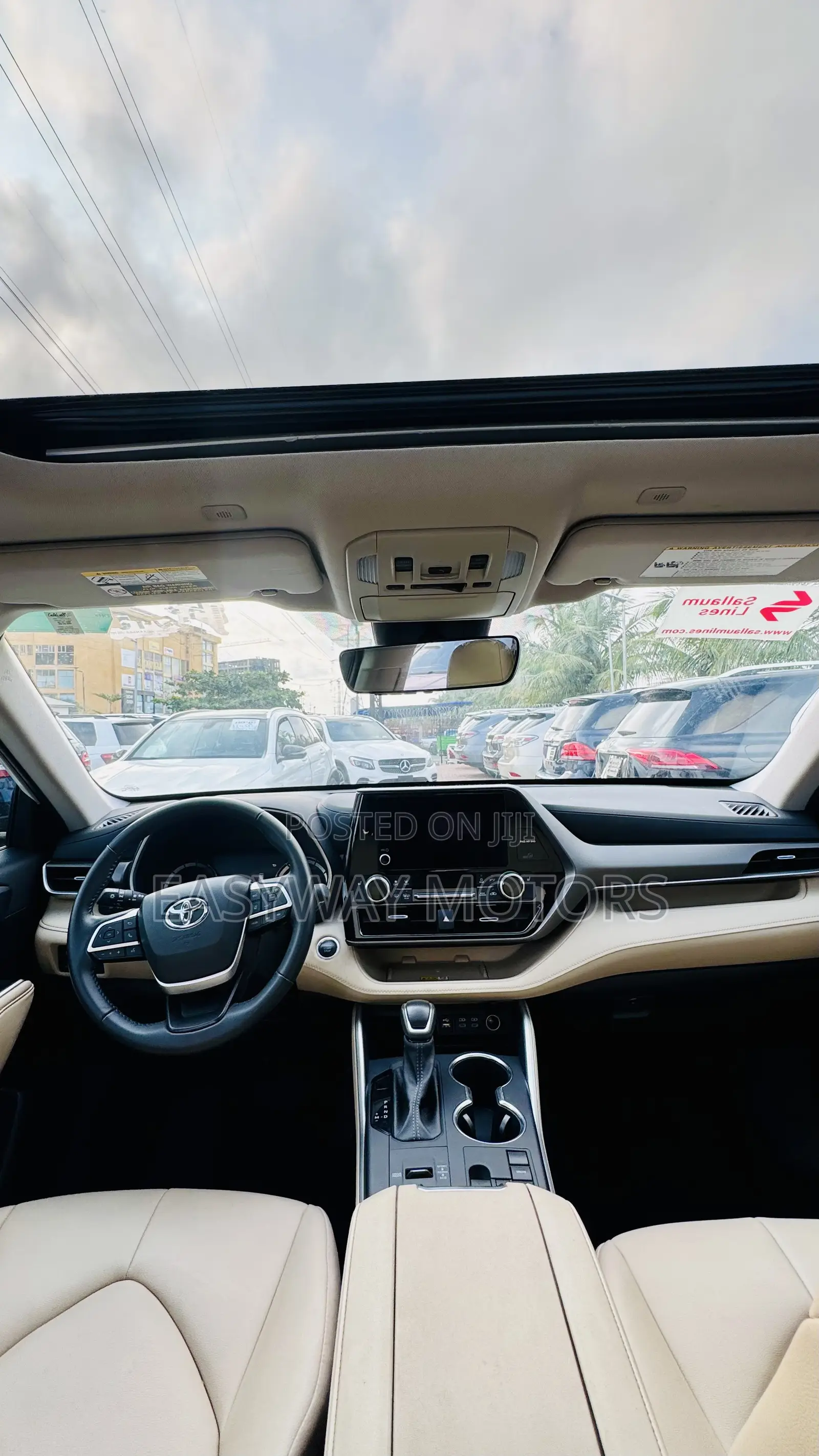 Toyota Highlander XLE AWD 2024 White