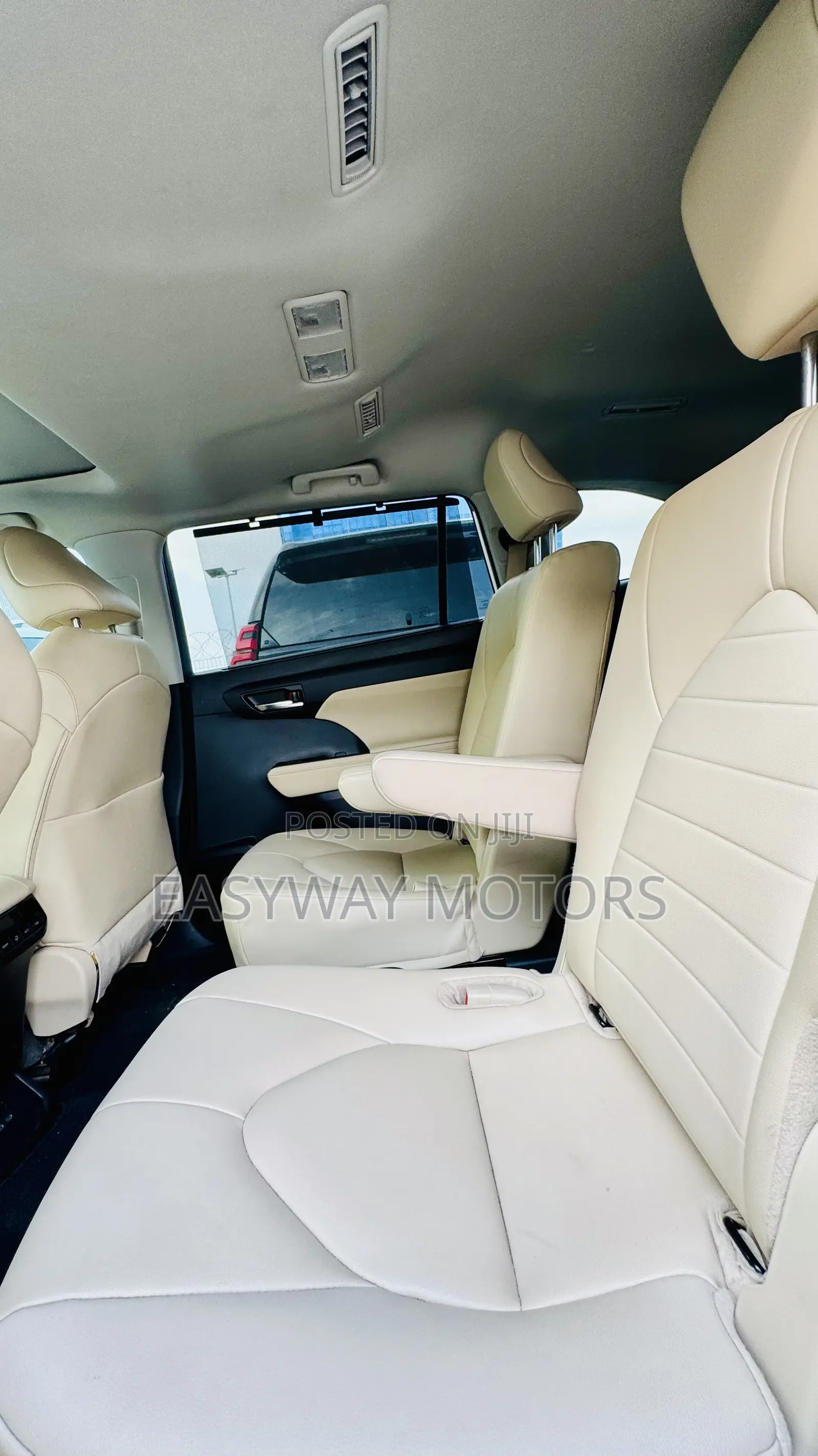 Toyota Highlander XLE AWD 2024 White