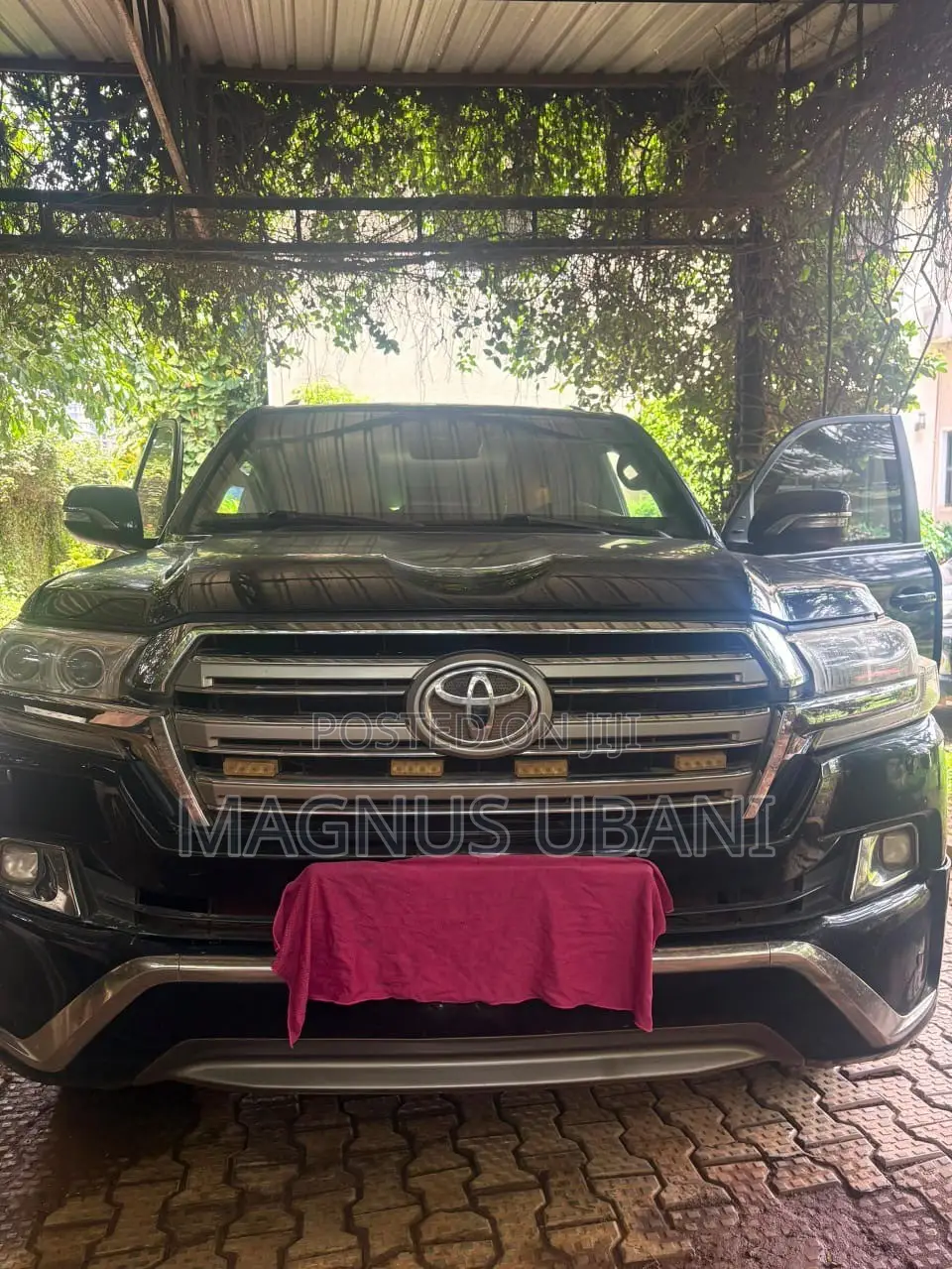 Toyota Land Cruiser 4.5 V8 VXR 2018 Black