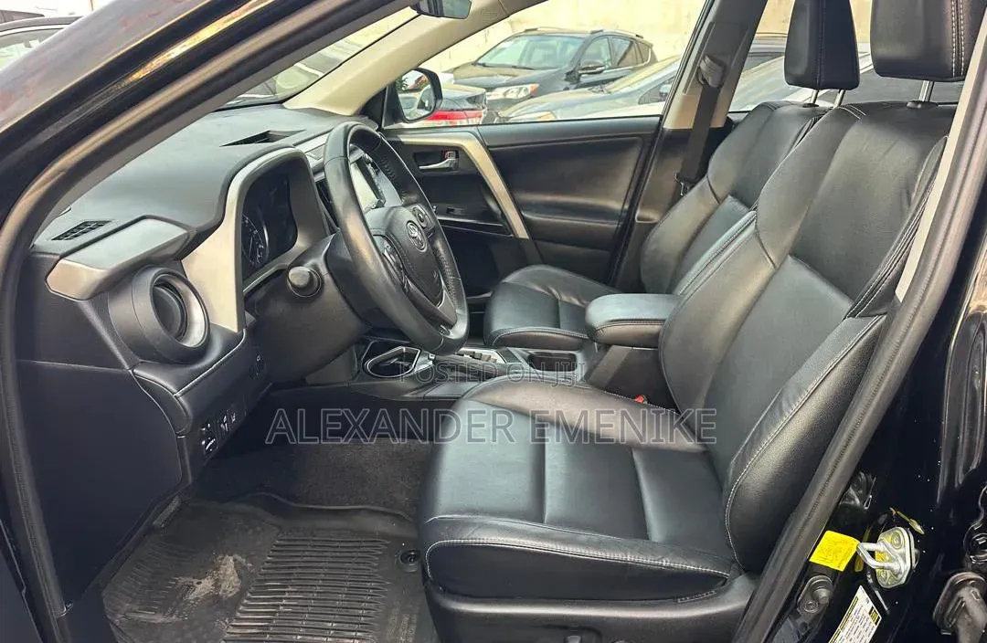 Toyota RAV4 2017 Black