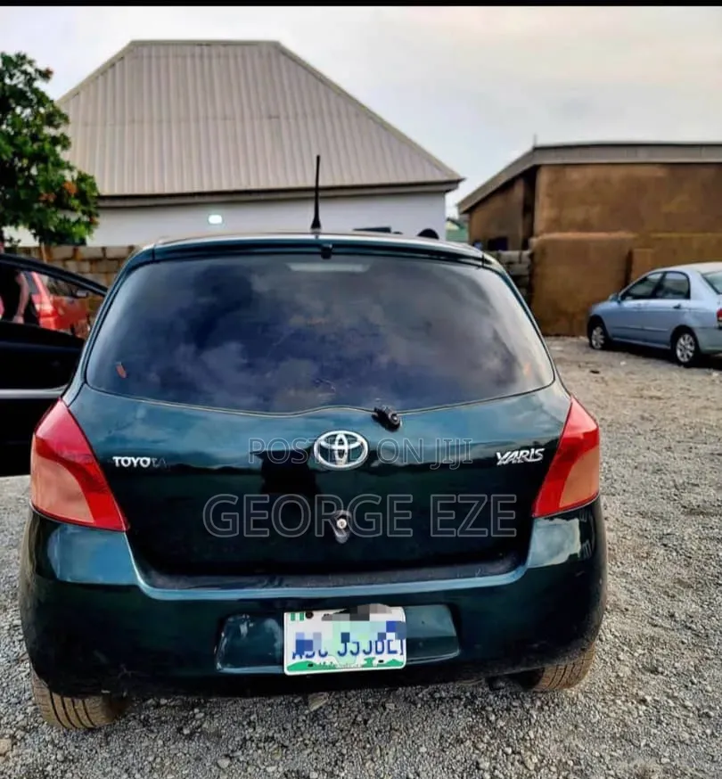 Toyota Yaris 2005 Green