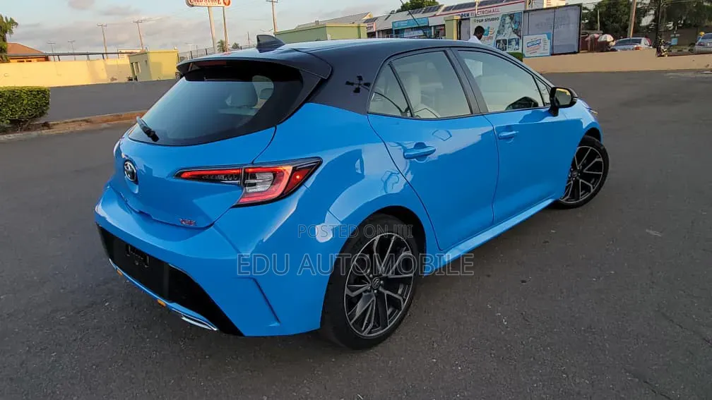 Toyota Corolla Hatchback 2019 Blue