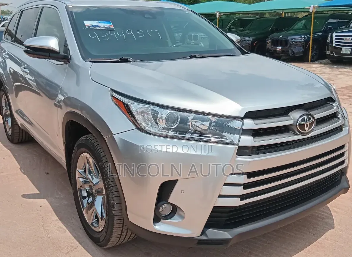 Toyota Highlander Limited Platinum 4x4 V6 (3.5L 6cyl 8A) 2018 Silver
