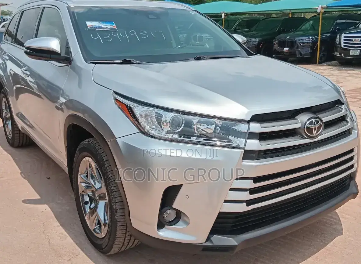 Toyota Highlander Limited Platinum 4x4 V6 (3.5L 6cyl 8A) 2017 Silver