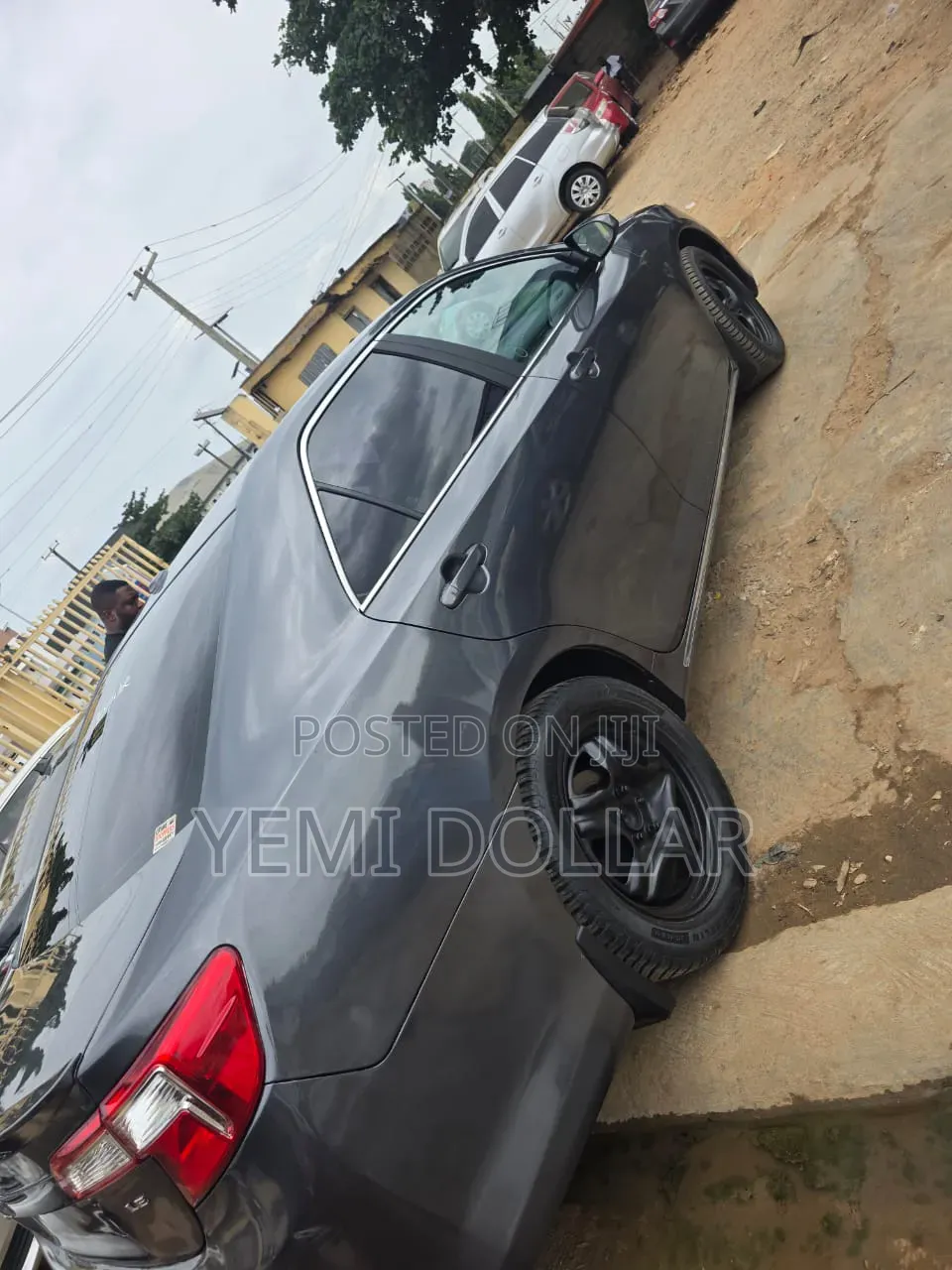 Toyota Camry LE 4dr Sedan (2.5L 4cyl 6A) 2014 Gray