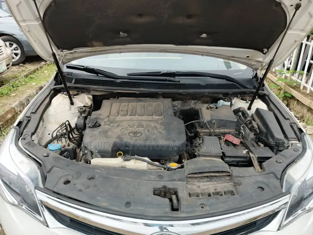 Toyota Avalon 2014 Brown