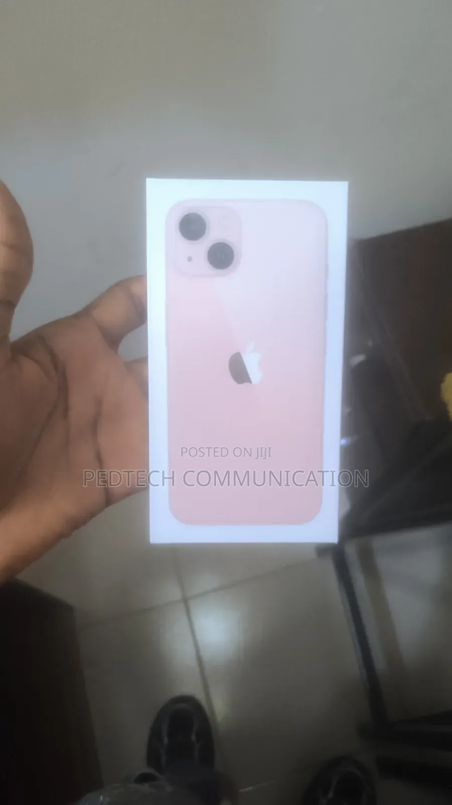 New Apple iPhone 13 128 GB Green