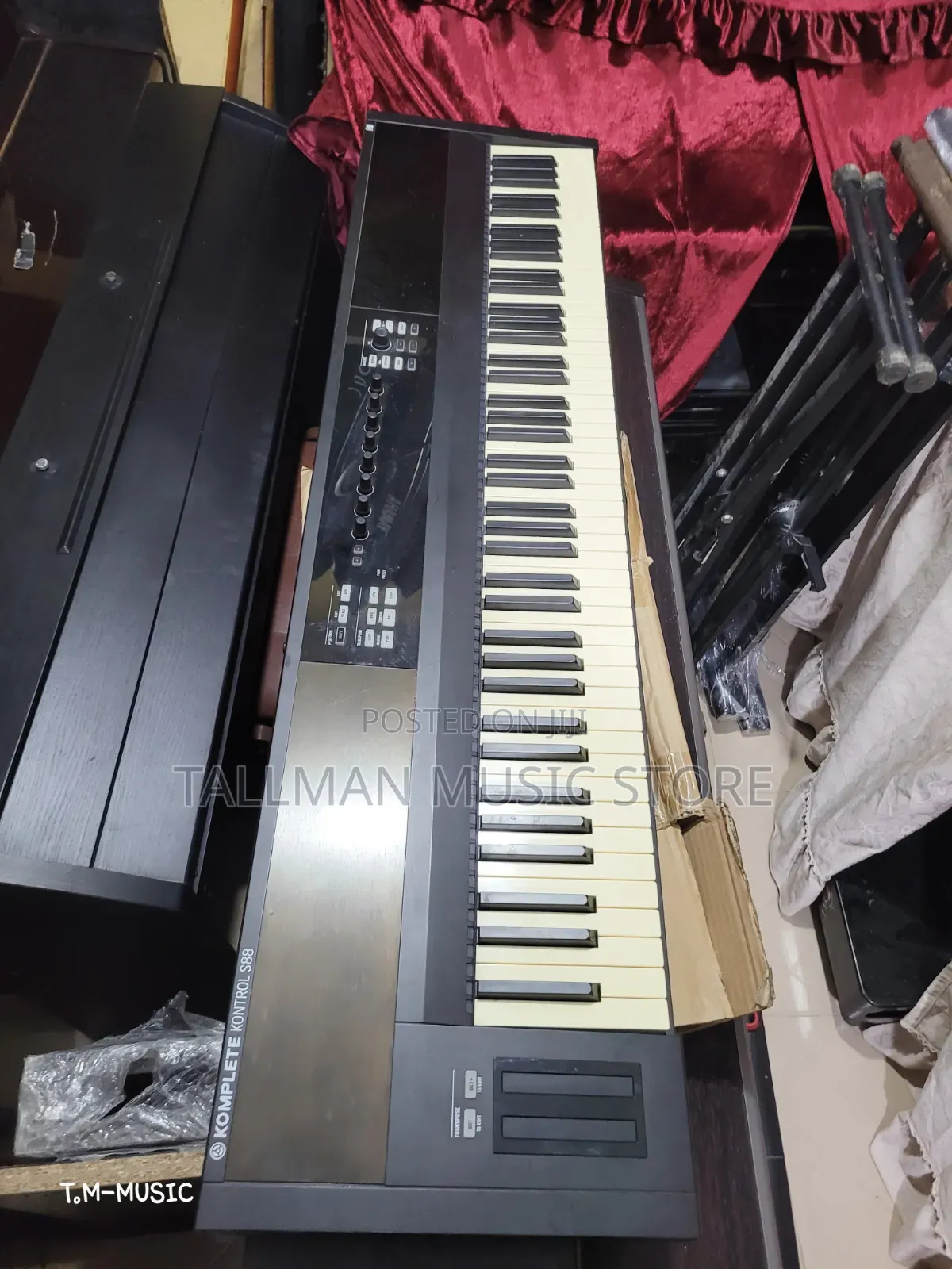 Komplete Kontrol S88 Mk1