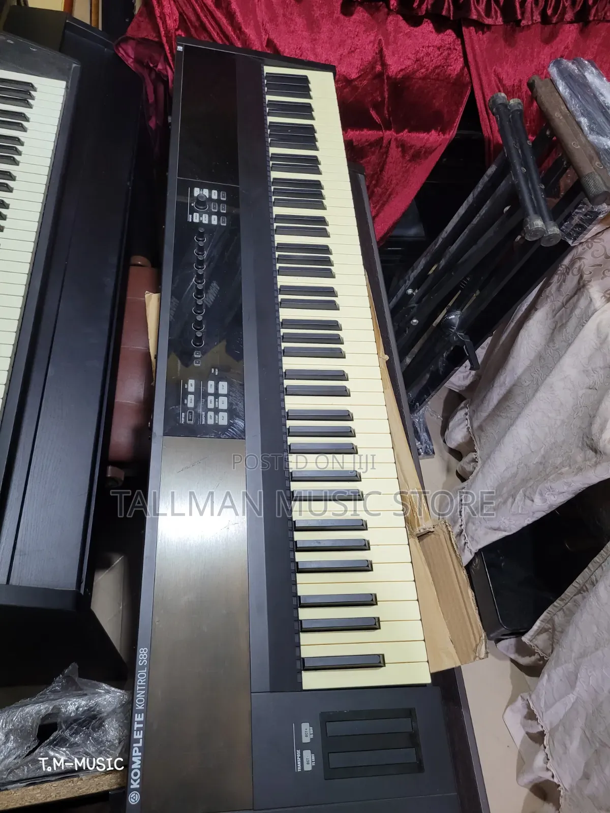 Komplete Kontrol S88 Mk1