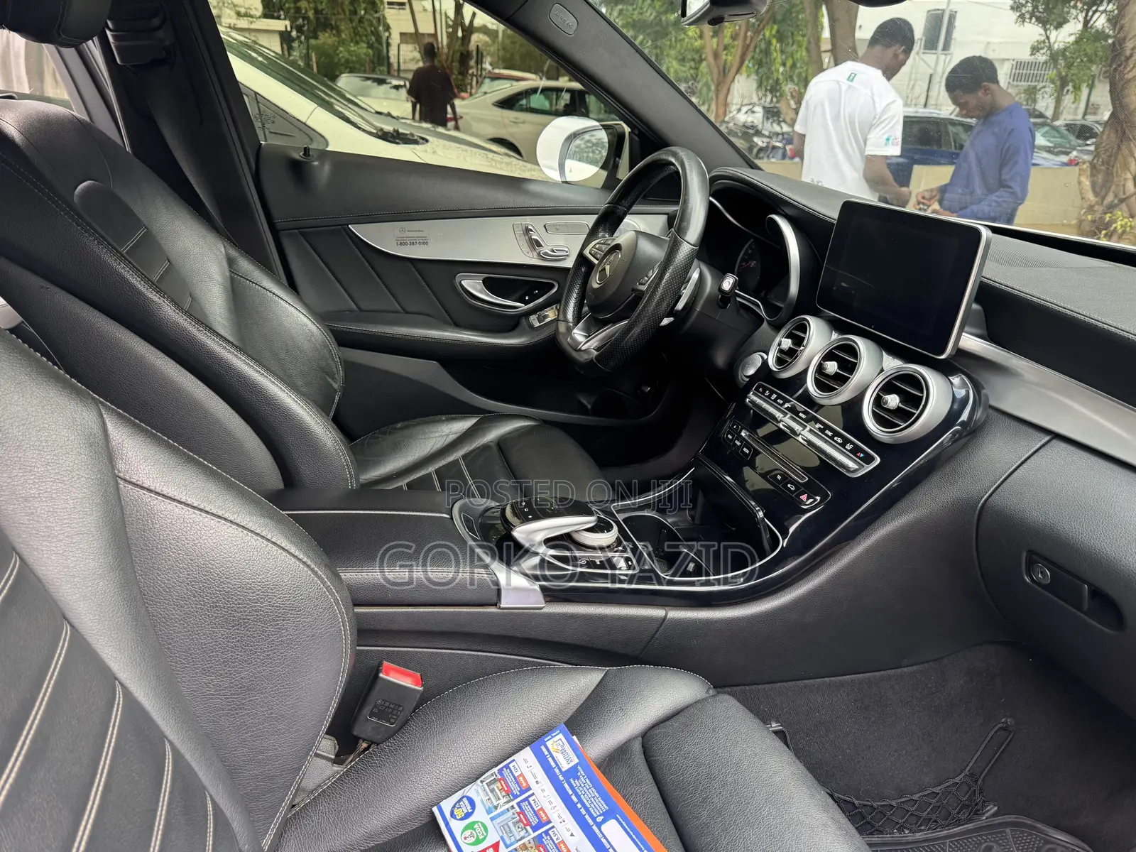 Mercedes-Benz C400 4Matic AWD Sedan (3.0L V6 7A) 2015 White