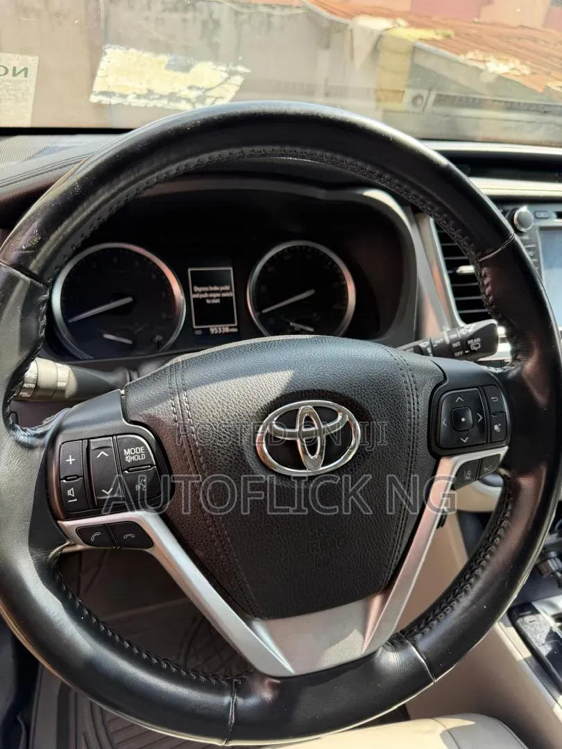 Toyota Highlander 2017 Black