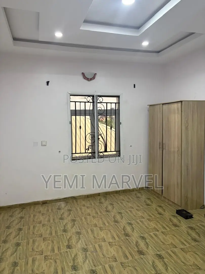3bdrm Block of Flats in Bankole, Karinkapo for rent