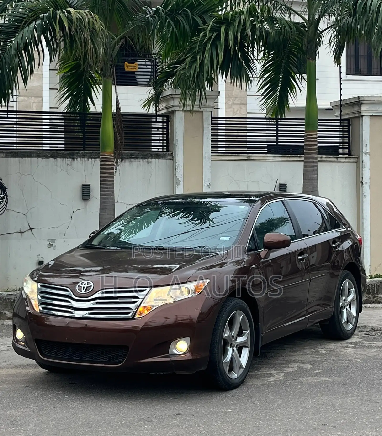 Toyota Venza 2010 Brown