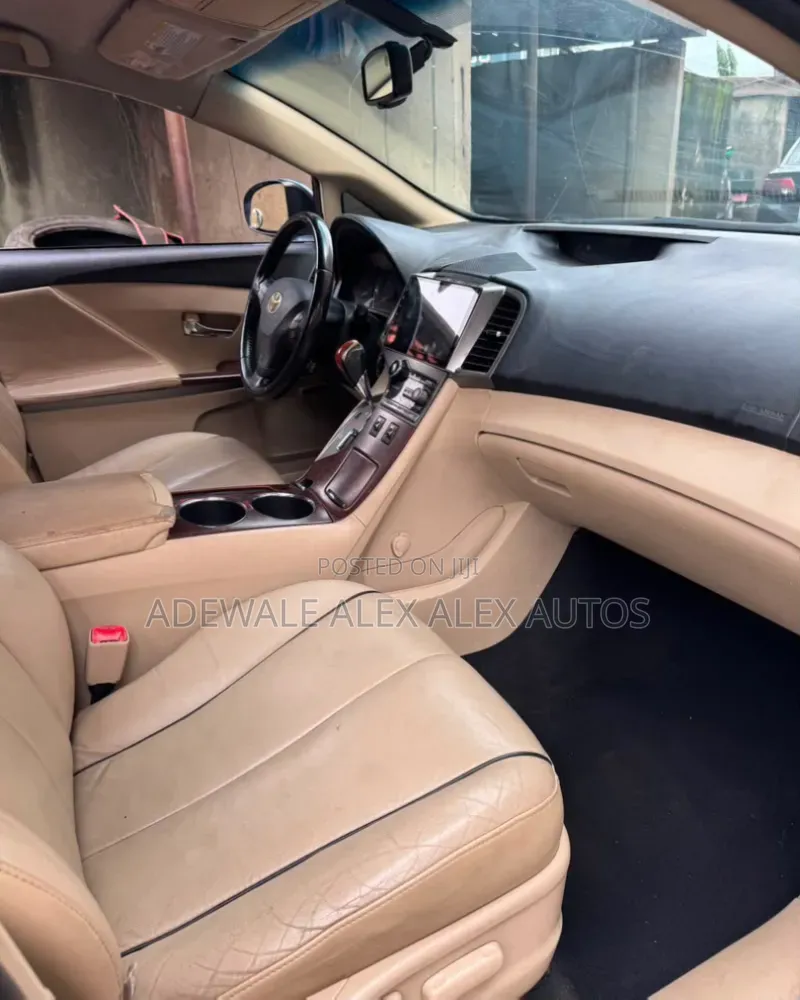Toyota Venza 2011 Blue