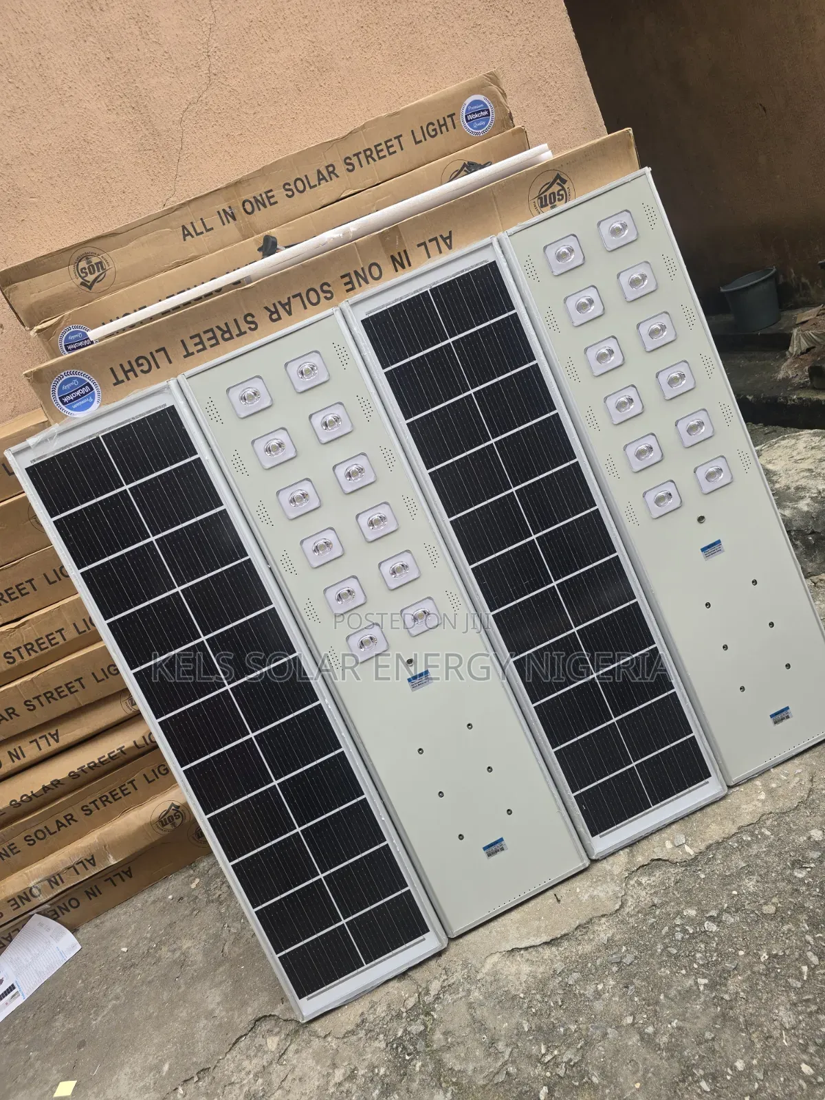 WWakatek 12eyes Solar Street Light