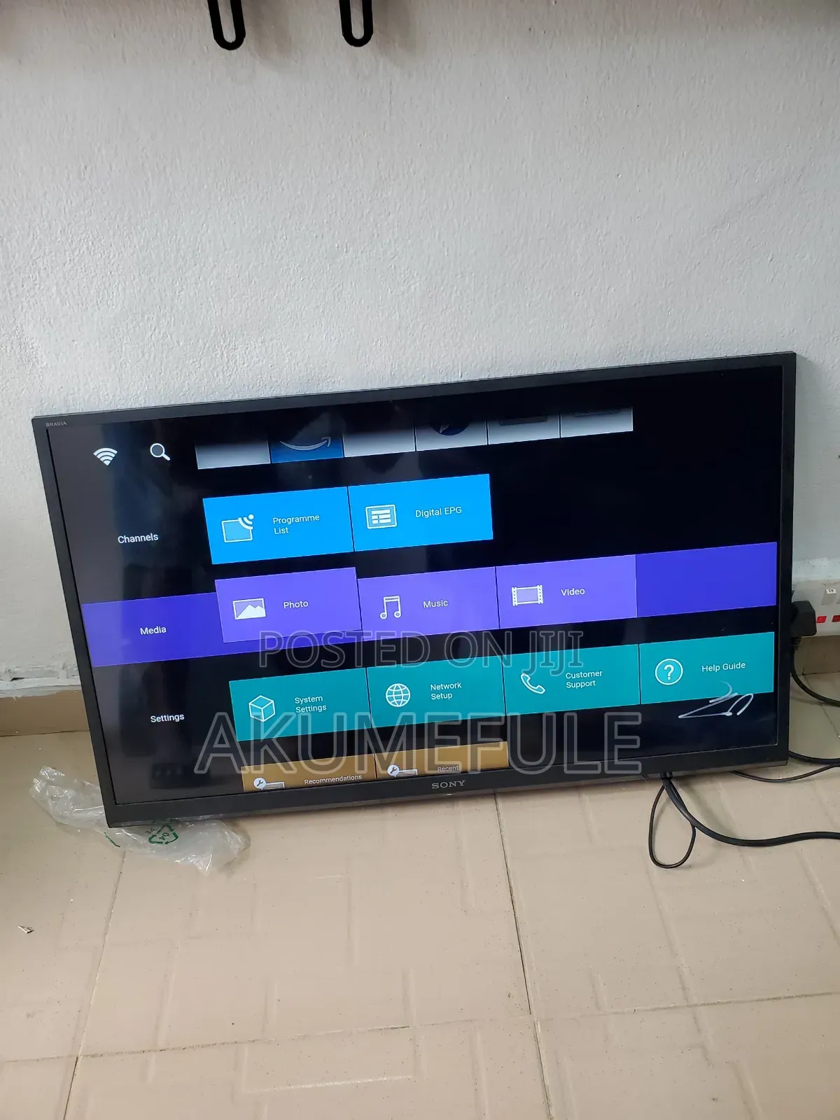 Sony Smart TV 32 Inches Display With Free Netflix Account