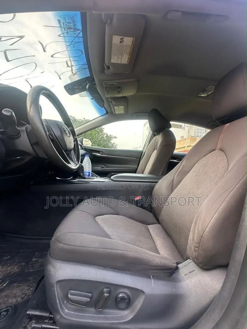 Toyota Camry LE (2.5L 4cyl 8A) 2019 Black