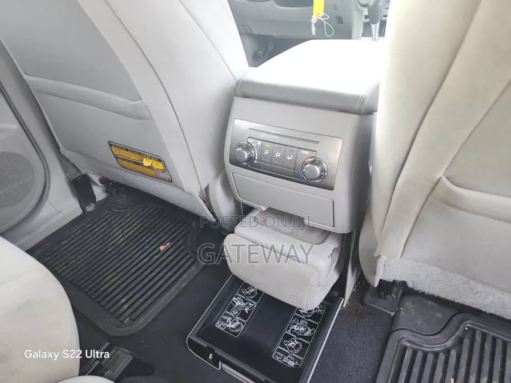 Toyota Highlander 2013 Silver