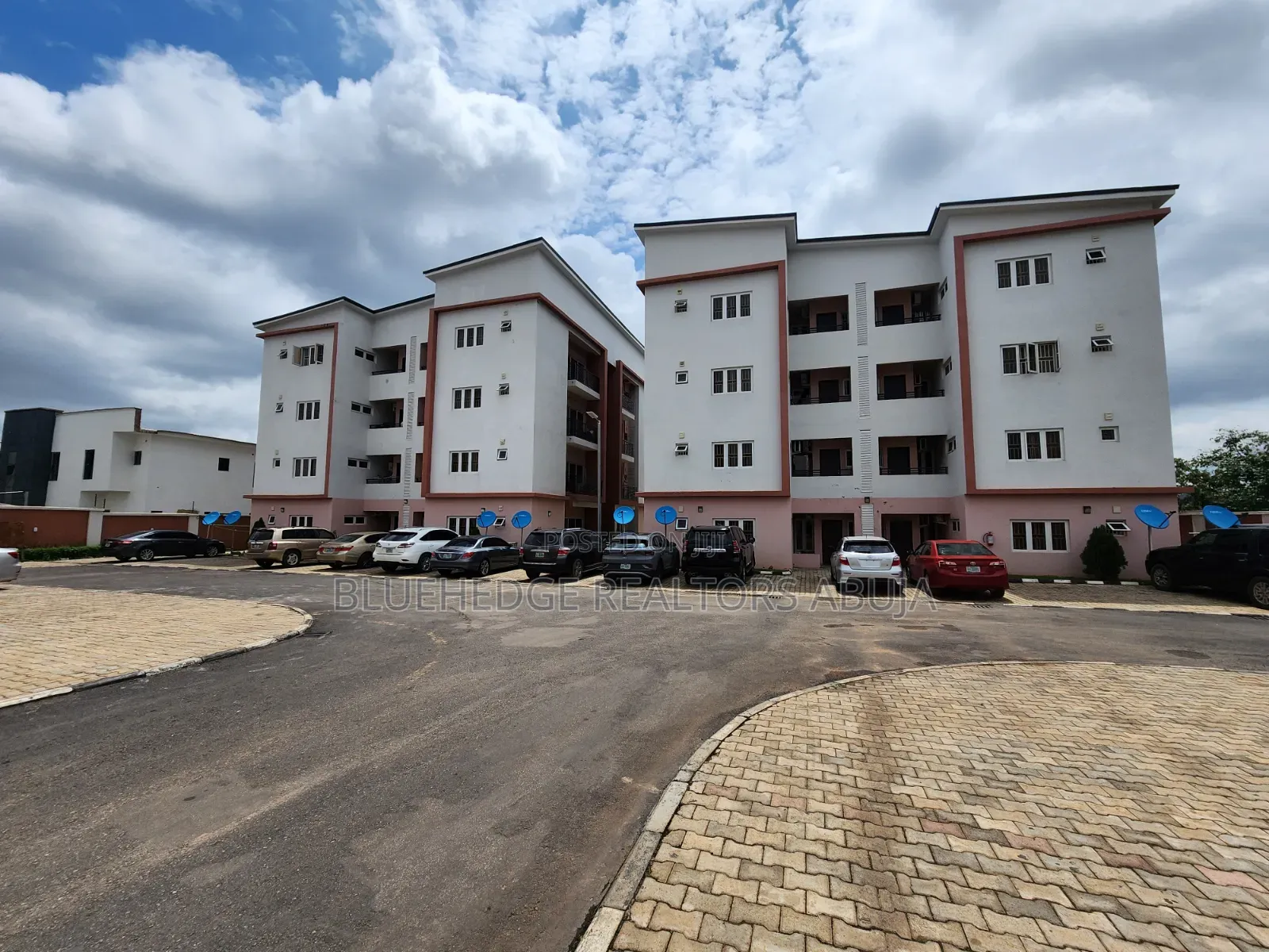 Strategically Located, Fully Furnished and Luxury 1 Bedroom Apartment
