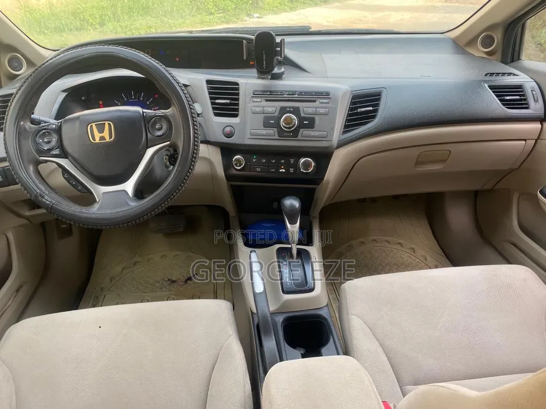 Honda Civic 2012 Gray
