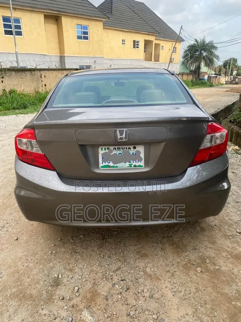 Honda Civic 2012 Gray